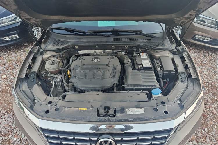 Used Volkswagen Passat 2019 330TSI Elite Edition China V Standard Engine Bay