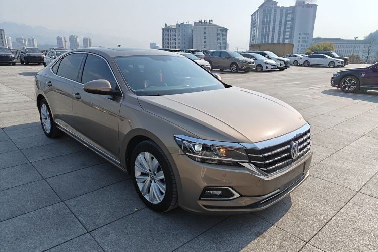 Used Volkswagen Passat 2019 330TSI Elite Edition China VI Exterior 2