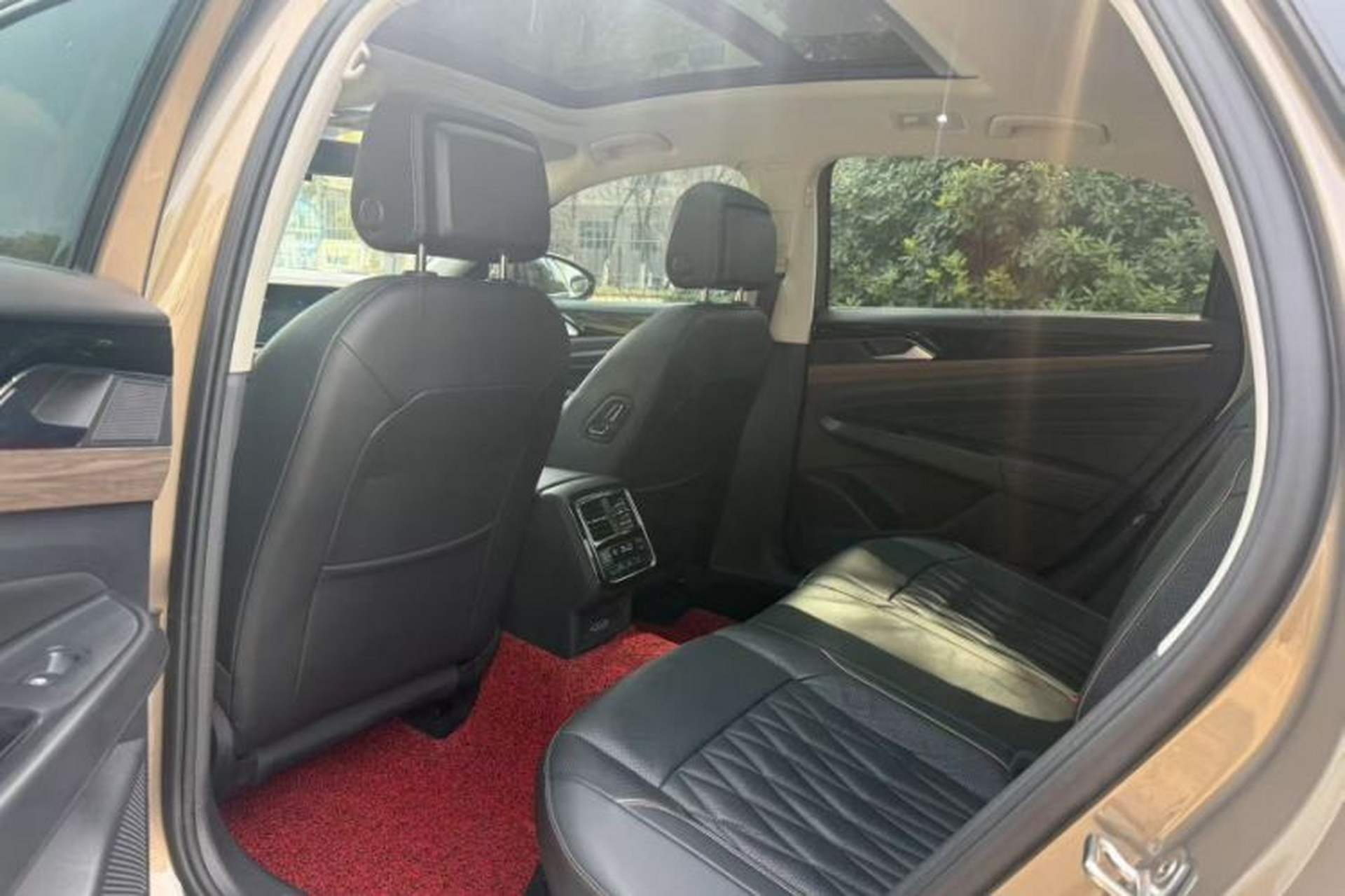 Used Volkswagen Passat 2019 330TSI Luxury Edition China V Standard Exterior 3