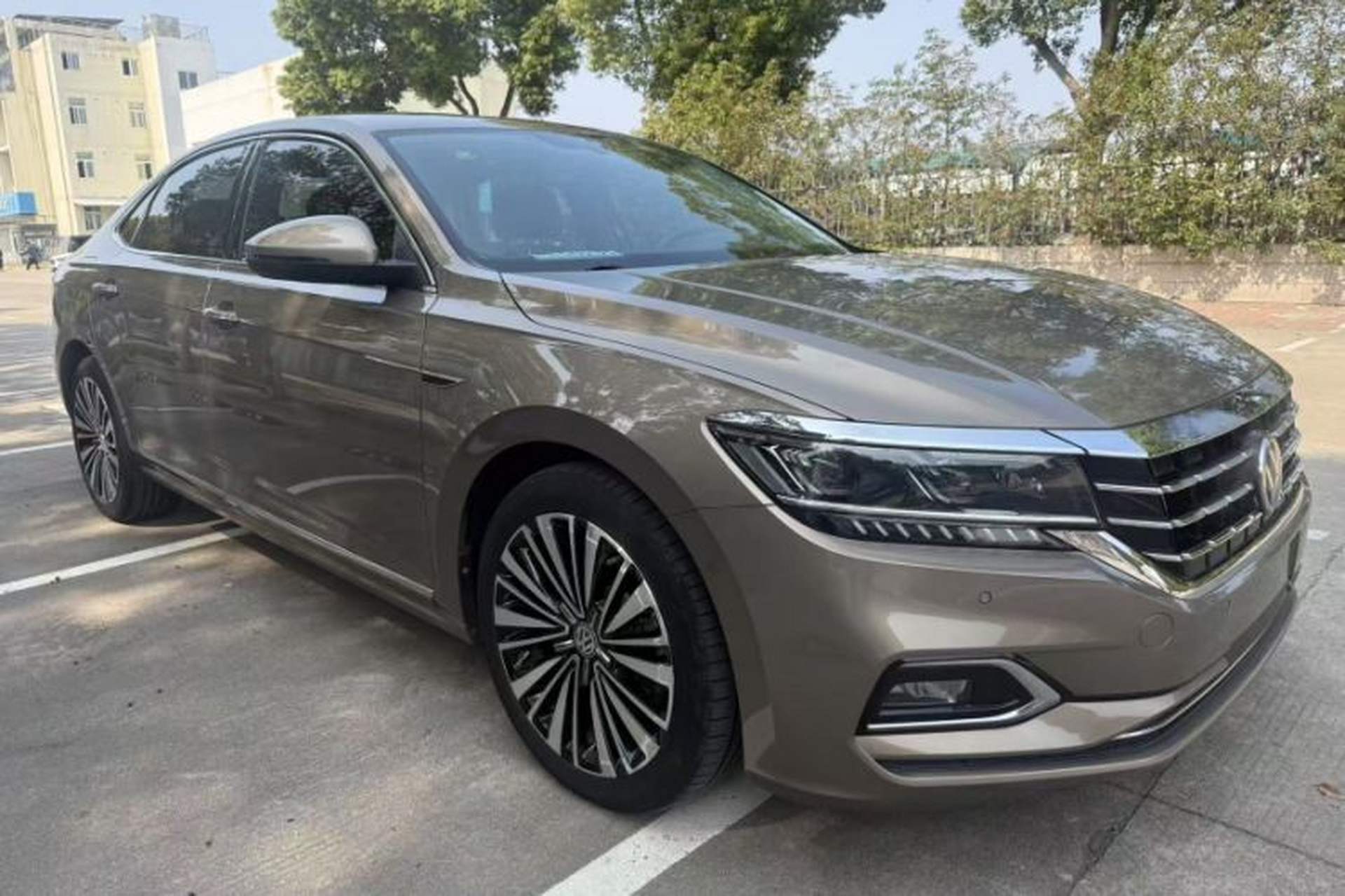 Used Volkswagen Passat 2019 330TSI Luxury Edition China V Standard Exterior 8
