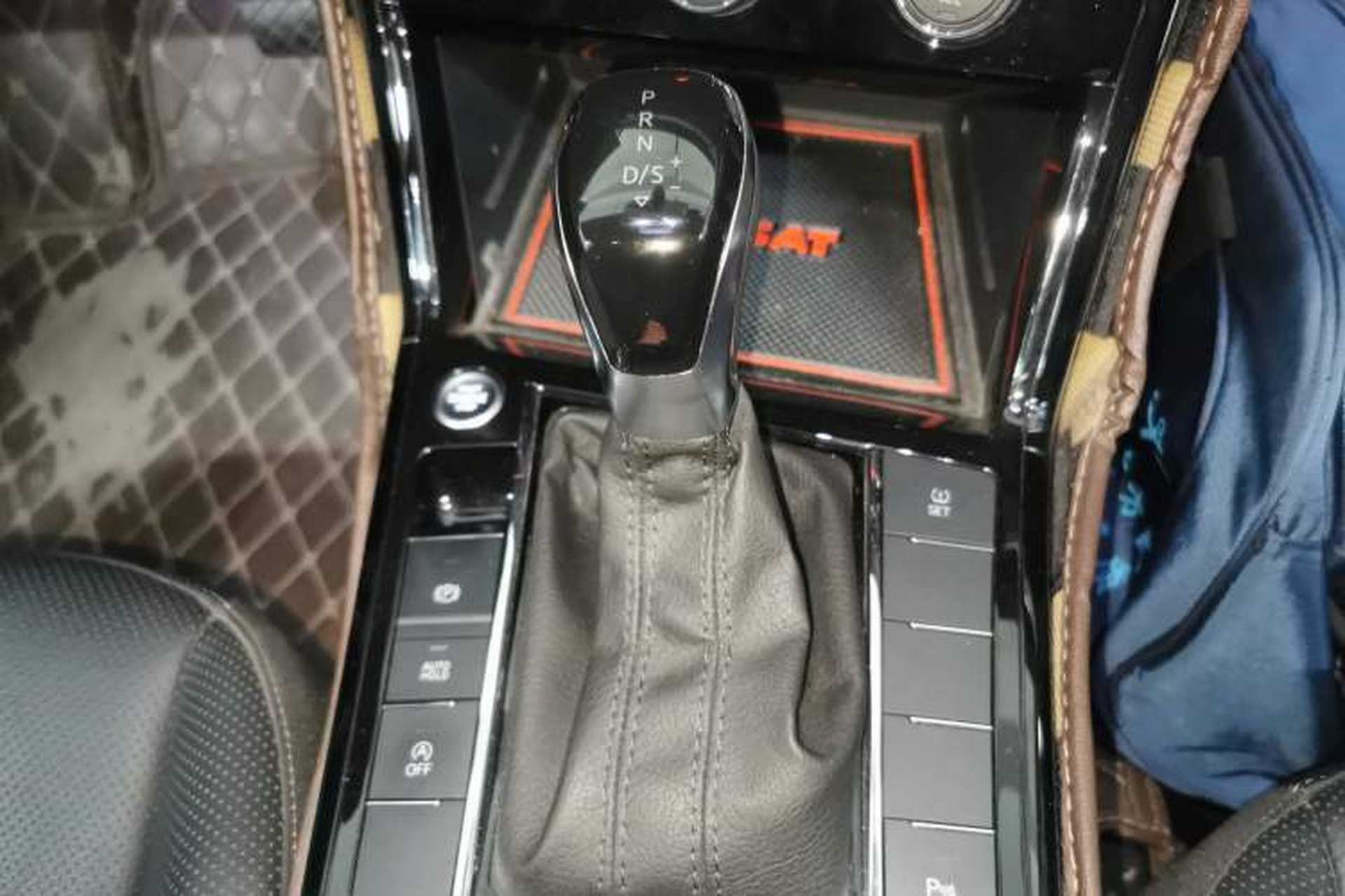 Used Volkswagen Passat 2019 330TSI Luxury Edition China V Standard Gear Lever