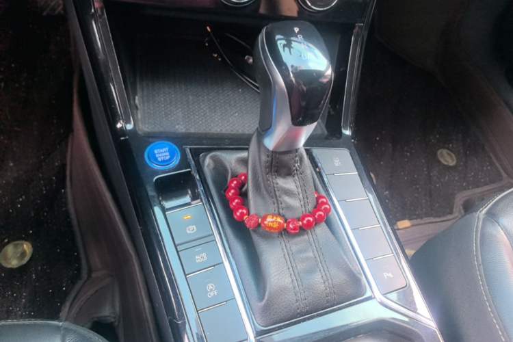 Used Volkswagen Passat 2019 330TSI Elite Edition China V Standard Gear Lever