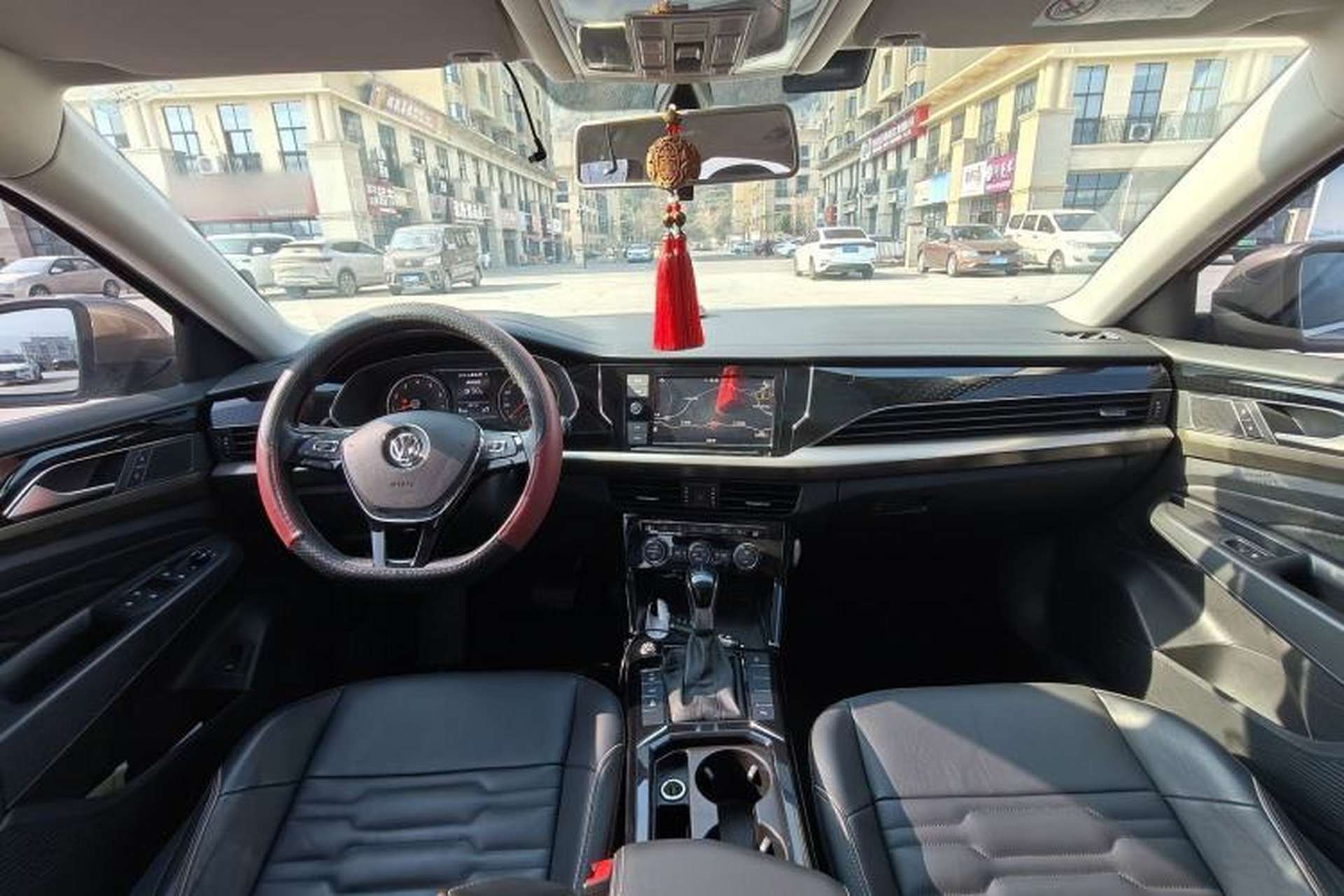 Used Volkswagen Passat 2019 330TSI Elite Edition China VI Interior 1