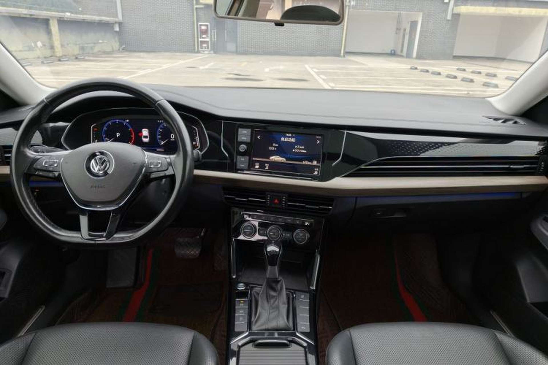 Used Volkswagen Passat 2019 330TSI Luxury Edition China VI Standard Interior 8