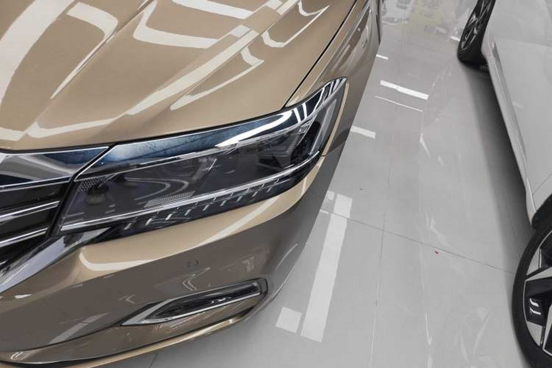 Used Volkswagen Passat 2019 330TSI Luxury Edition China VI Standard Left Front Headlight