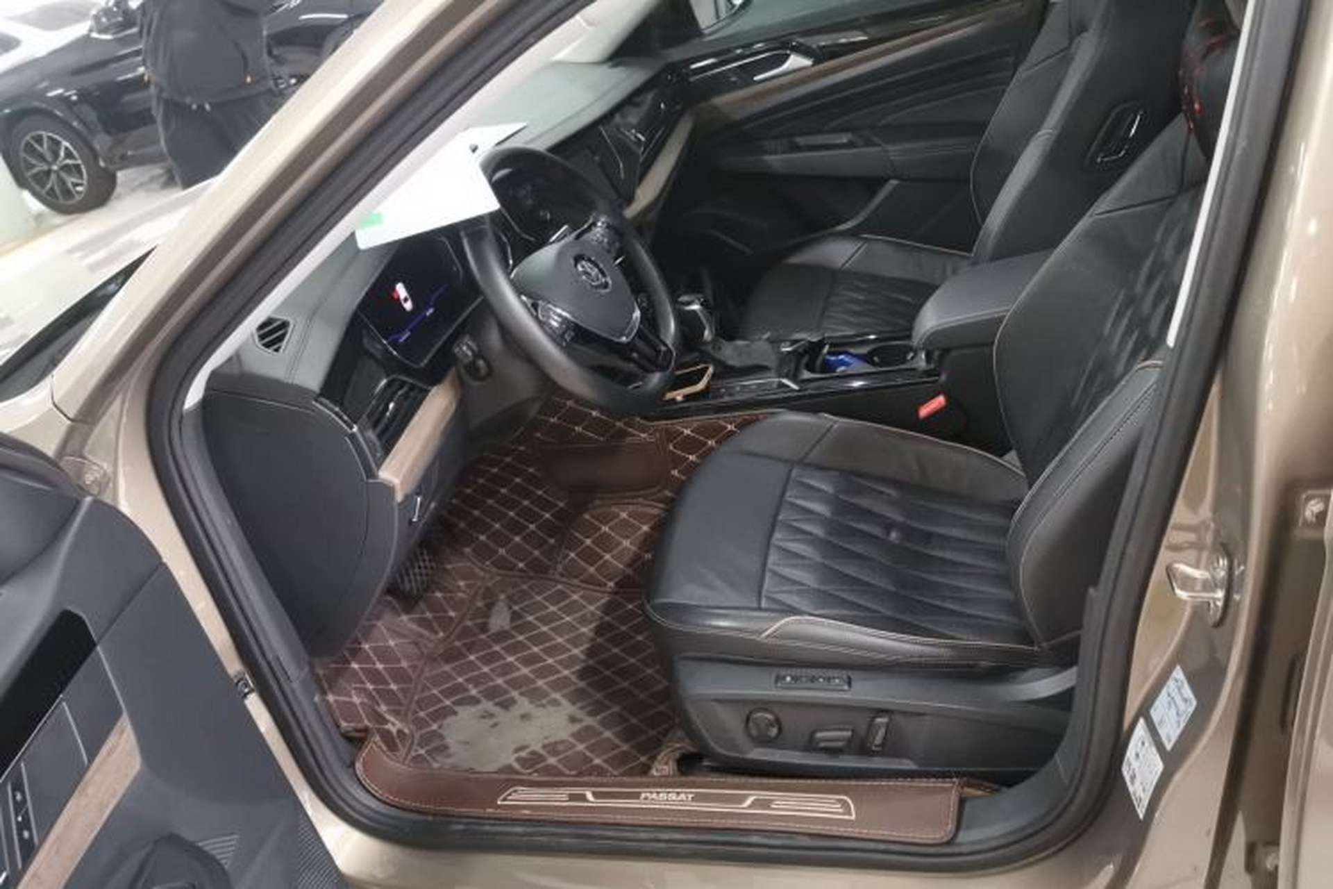 Used Volkswagen Passat 2019 330TSI Luxury Edition China V Standard Left Front Seat