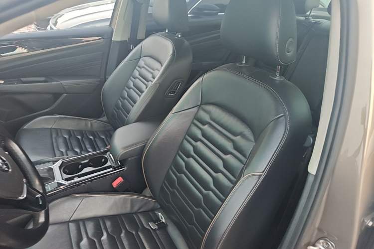 Used Volkswagen Passat 2019 330TSI Elite Edition China V Standard Left Front Seat