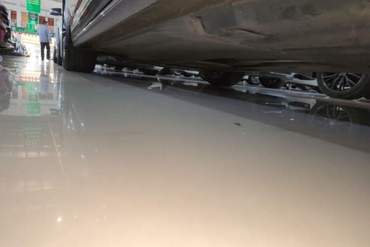 Used Volkswagen Passat 2019 380TSI Prestige Edition China VI Standard Left Side Sill