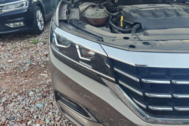 Used Volkswagen Passat 2019 330TSI Elite Edition China V Standard Right Front Headlight
