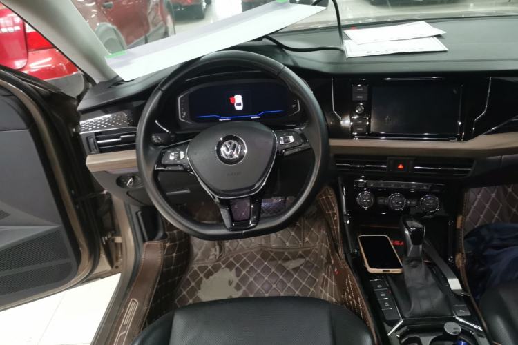 Used Volkswagen Passat 2019 330TSI Luxury Edition China V Standard Steering Wheel