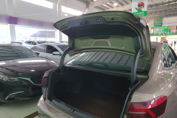 Used Volkswagen Passat 2019 380TSI Prestige Edition China VI Standard Trunk