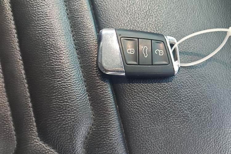 Used Volkswagen Passat 2019 330TSI Elite Edition China V Standard Vehicle Key