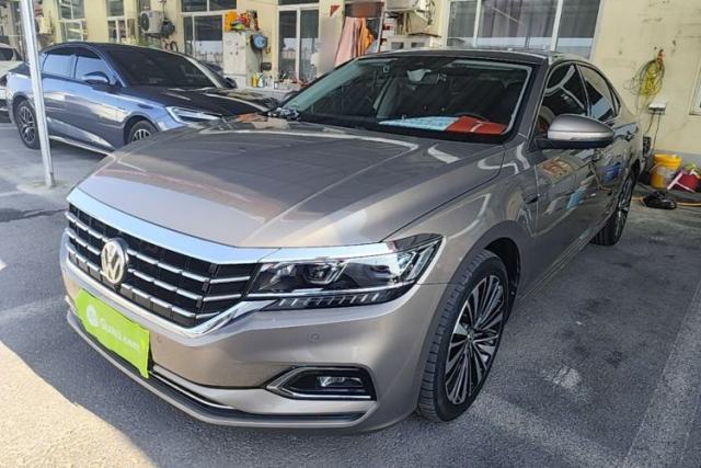 Ojetý Volkswagen Passat 2019 380TSI Prestige Edition China VI Standard