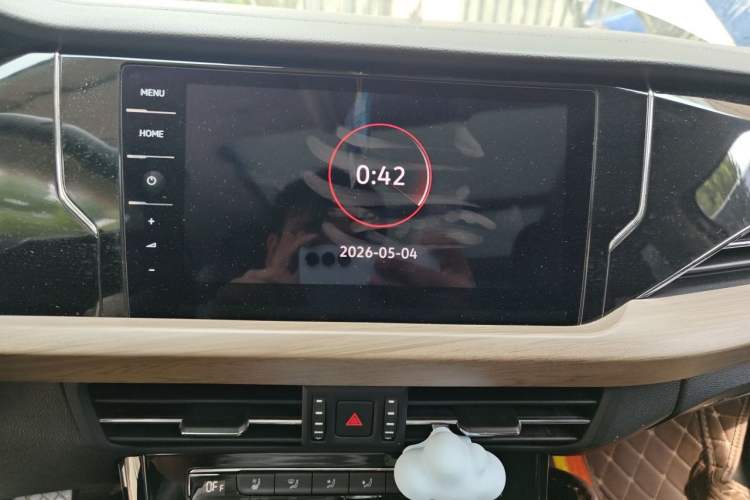 Used Volkswagen Passat 2019 380TSI Prestige Edition China VI Standard Audio And AC Panel