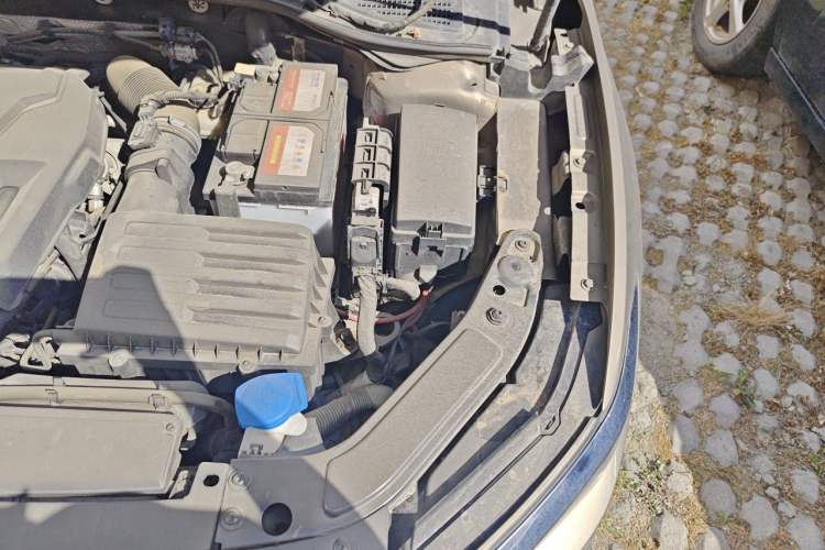 Used Volkswagen Passat 2019 330TSI Elite Edition China V Standard Engine Bay Left