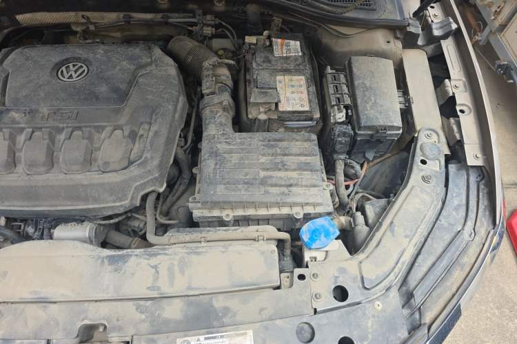 Used Volkswagen Passat 2019 330TSI Luxury Edition China V Standard Engine Bay Left