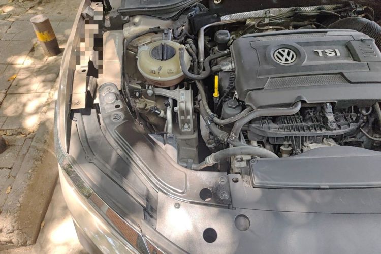 Used Volkswagen Passat 2019 380TSI Prestige Edition China VI Standard Engine Bay Right