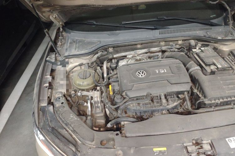 Used Volkswagen Passat 2019 380TSI Prestige Edition China VI Standard Engine Bay Right