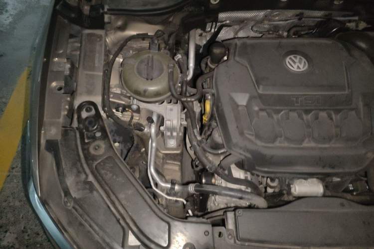 Used Volkswagen Passat 2019 330TSI Elite Edition China V Standard Engine Bay Right