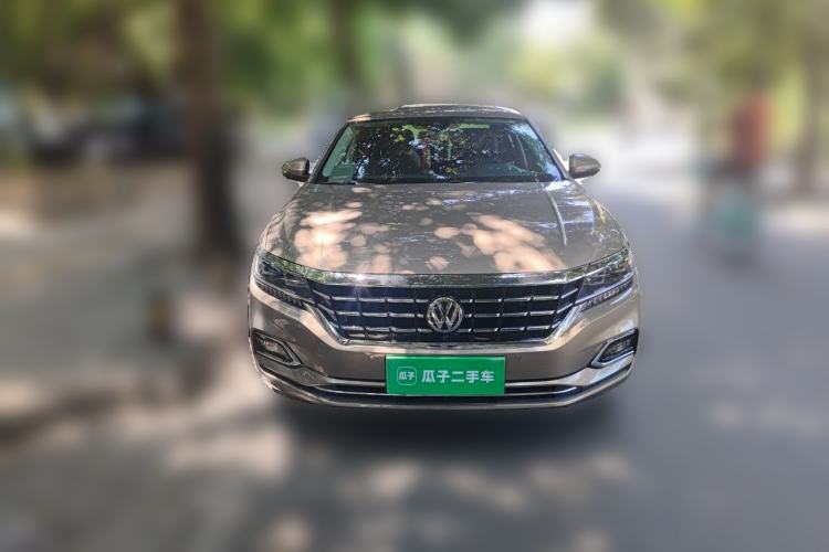 Used Volkswagen Passat 2019 380TSI Prestige Edition China VI Standard Front