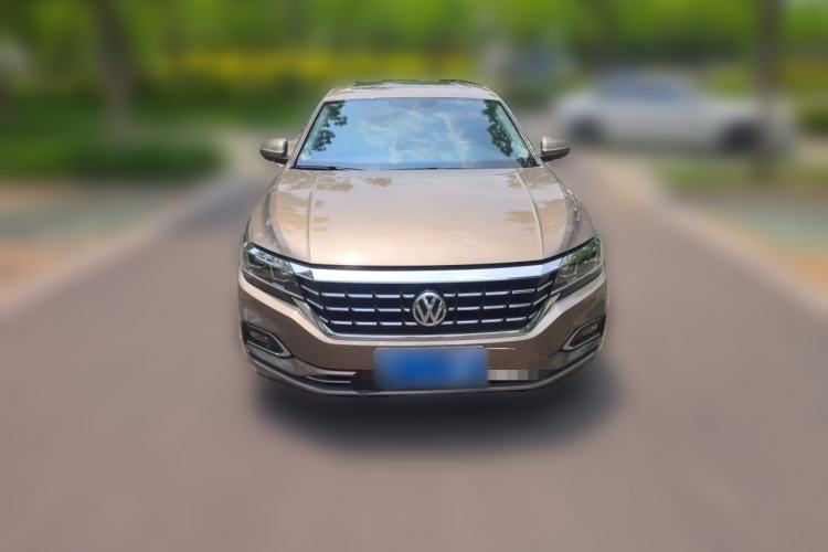 Used Volkswagen Passat 2019 330TSI Elite Edition China VI Front