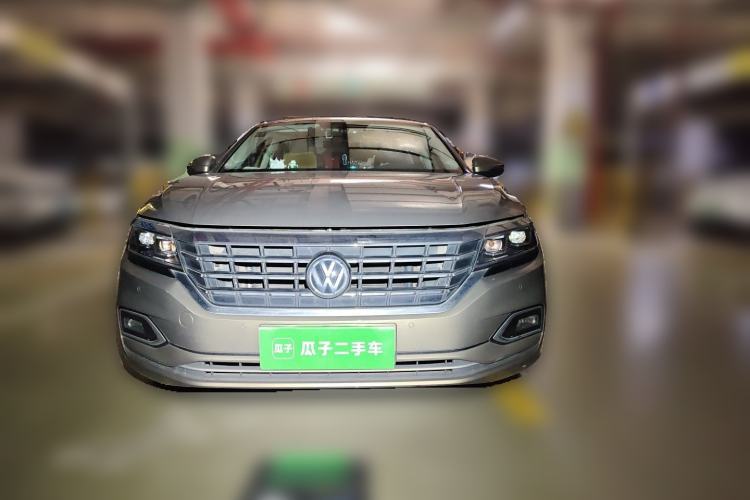 Used Volkswagen Passat 2019 330TSI Elite Edition China VI Front