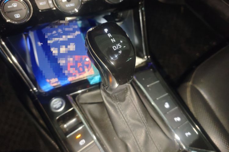 Used Volkswagen Passat 2019 330TSI Luxury Edition China V Standard Gear Lever