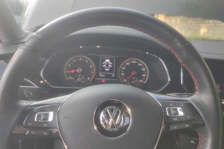 Used Volkswagen Passat 2019 330TSI Elite Edition China VI Instrument Cluster