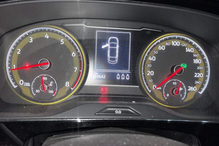 Used Volkswagen Passat 2019 330TSI Elite Edition China VI Instrument Cluster