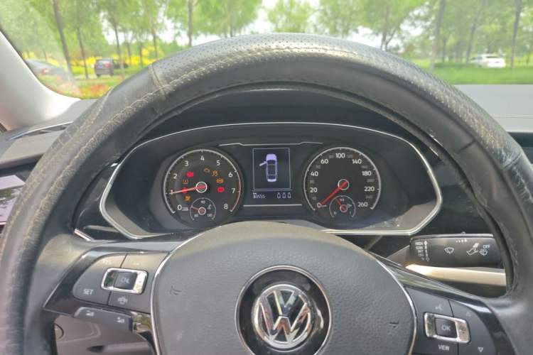 Used Volkswagen Passat 2019 330TSI Elite Edition China VI Instrument Cluster