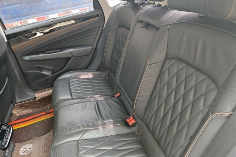 Used Volkswagen Passat 2019 380TSI Prestige Edition China VI Standard Left Rear Seat