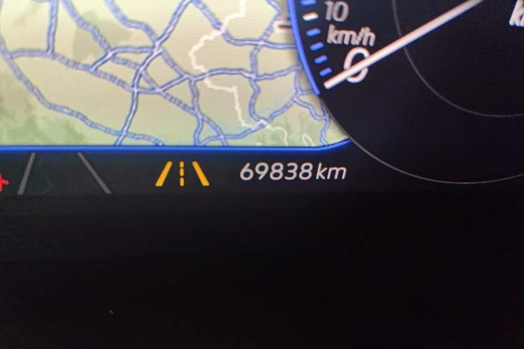 Used Volkswagen Passat 2019 380TSI Prestige Edition China VI Standard Odometer Close Up