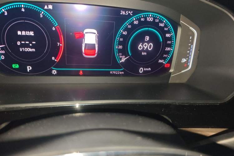 Used Volkswagen Passat 2019 380TSI Prestige Edition China VI Standard Odometer Close Up