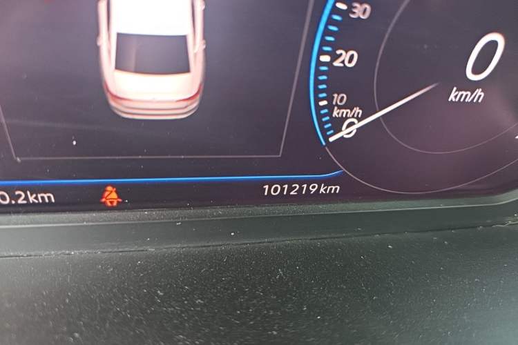 Used Volkswagen Passat 2019 330TSI Luxury Edition China V Standard Odometer Close Up