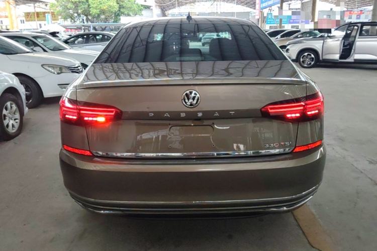 Used Volkswagen Passat 2019 330TSI Luxury Edition China VI Standard Rear