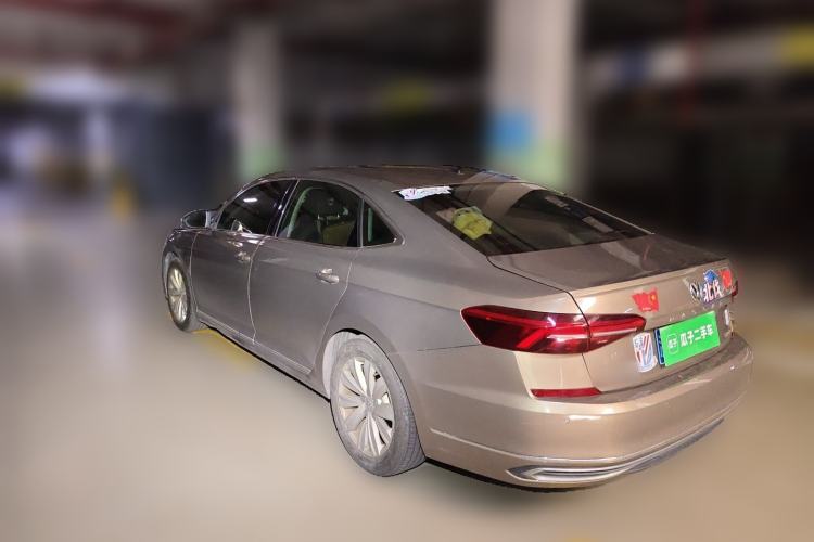 Used Volkswagen Passat 2019 330TSI Elite Edition China VI Rear Left 45 Deg