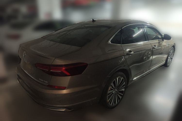 Used Volkswagen Passat 2019 380TSI Prestige Edition China VI Standard Rear Right 45 Deg