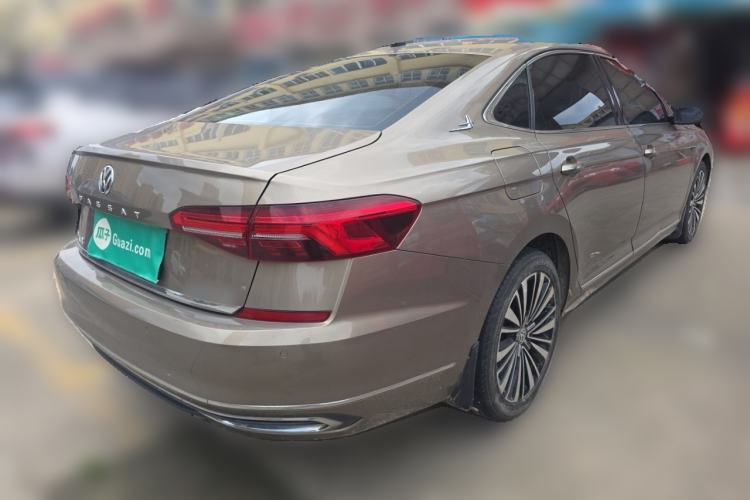 Used Volkswagen Passat 2019 330TSI Luxury Edition China V Standard Rear Right 45 Deg
