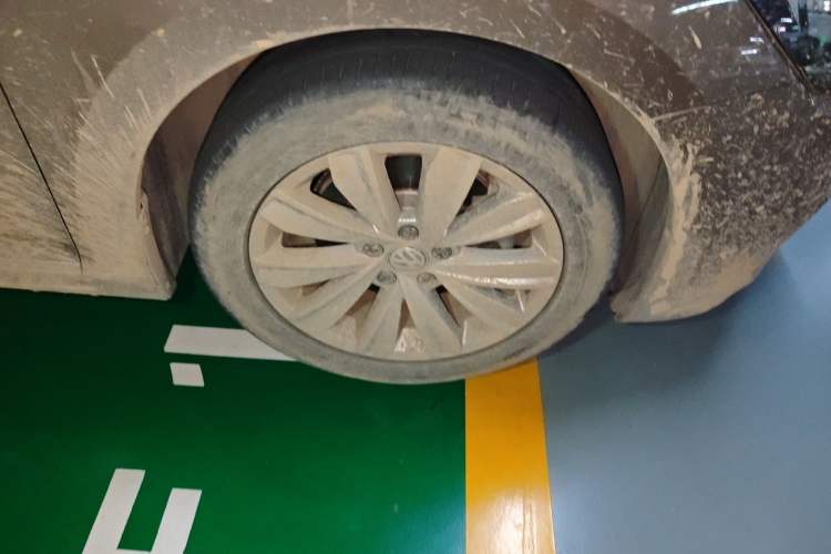 Used Volkswagen Passat 2019 330TSI Elite Edition China VI Right Front Wheel Hub