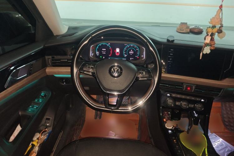 Used Volkswagen Passat 2019 380TSI Prestige Edition China VI Standard Steering Wheel