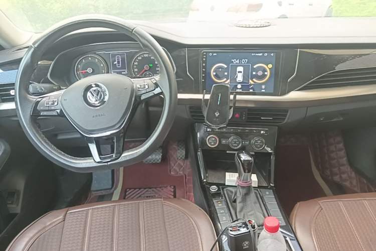 Used Volkswagen Passat 2019 330TSI Elite Edition China V Standard Center Console
