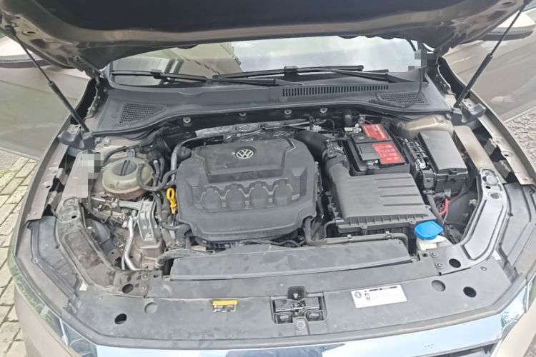 Used Volkswagen Passat 2019 330TSI Elite Edition China V Standard Engine Bay
