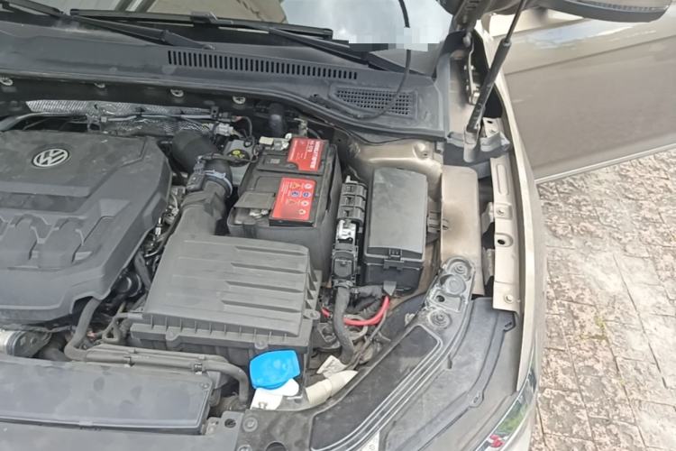 Used Volkswagen Passat 2019 330TSI Elite Edition China V Standard Engine Bay Left