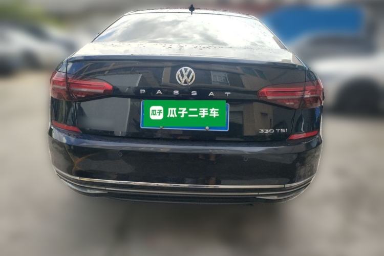 Used Volkswagen Passat 2019 330TSI Elite Edition China VI Rear