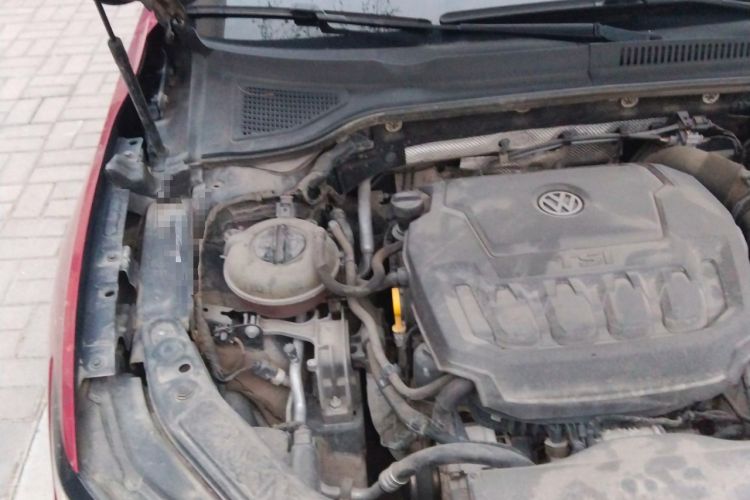 Used Volkswagen Passat 2019 330TSI Luxury Edition China VI Standard Engine Bay Right