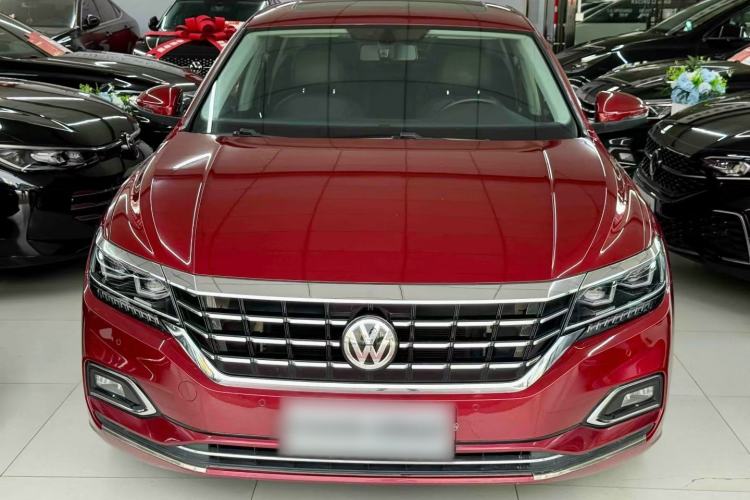 Used Volkswagen Passat 2019 330TSI Luxury Edition China VI Standard Exterior 1