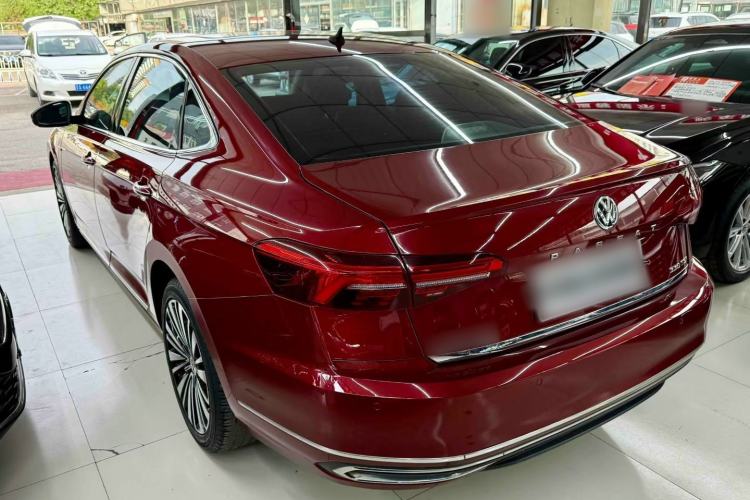 Used Volkswagen Passat 2019 330TSI Luxury Edition China VI Standard Exterior 3