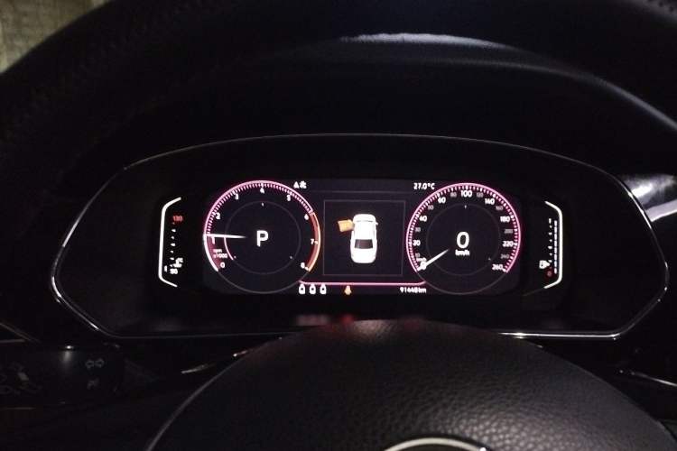 Used Volkswagen Passat 2019 330TSI Luxury Edition China VI Standard Instrument Cluster