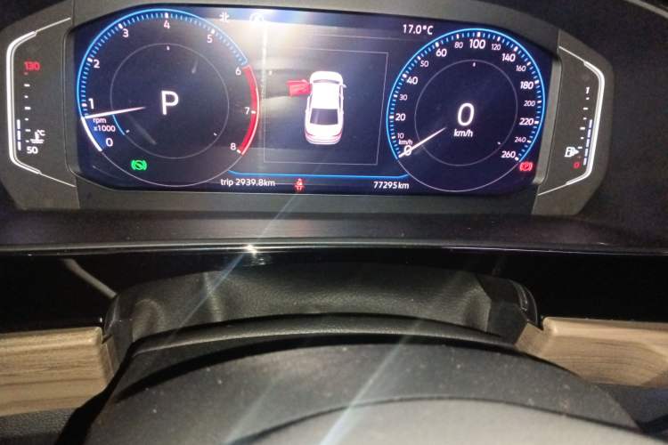 Used Volkswagen Passat 2019 330TSI Luxury Edition China V Standard Odometer Close Up