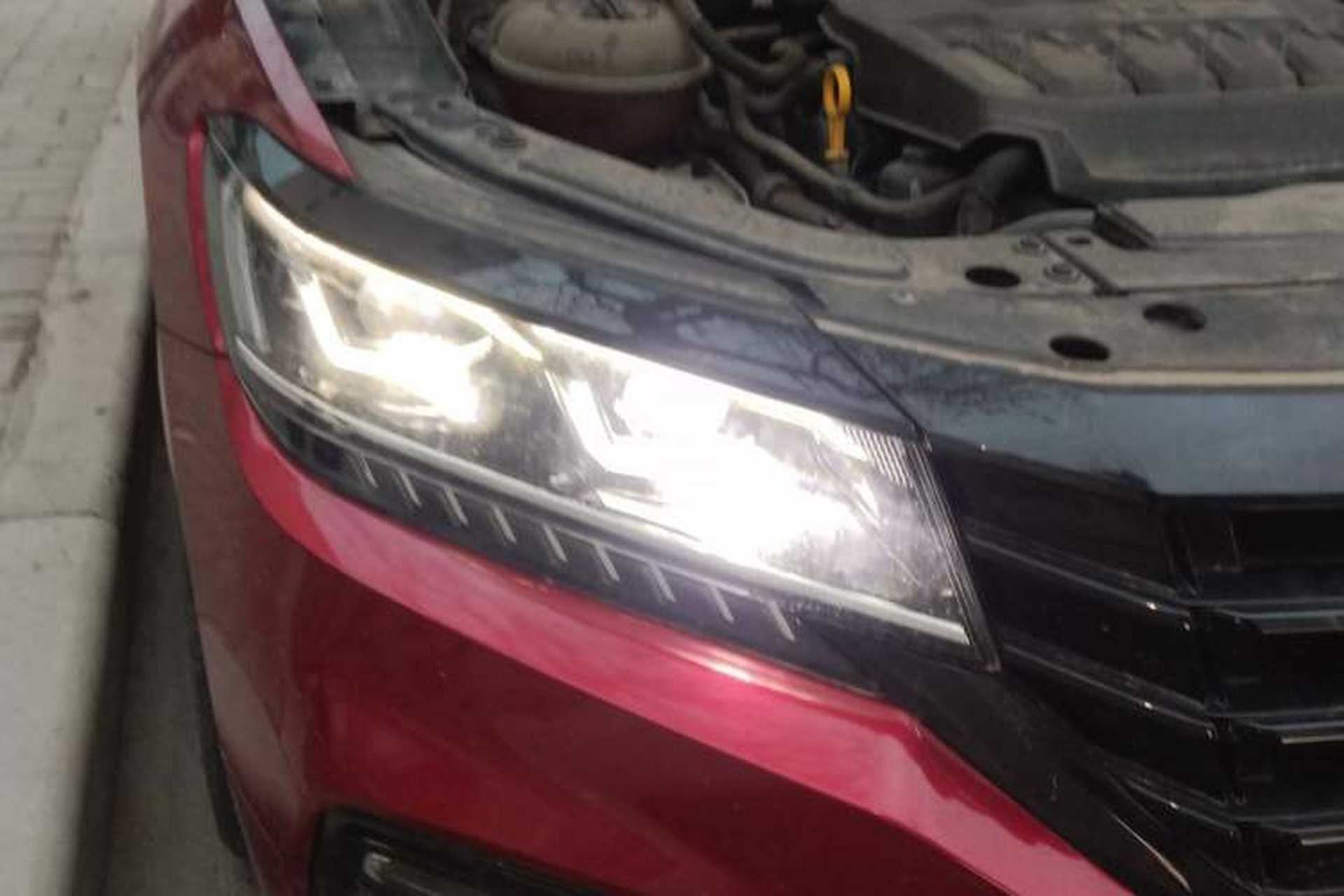 Used Volkswagen Passat 2019 330TSI Luxury Edition China VI Standard Right Front Headlight